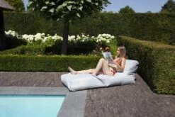 Beach Lounge Ligzetel 35 Beach Lounge Ligzetel -Life Is Better At The Pool Beach Lounge ligzetel licht grijs 03 scaled 1