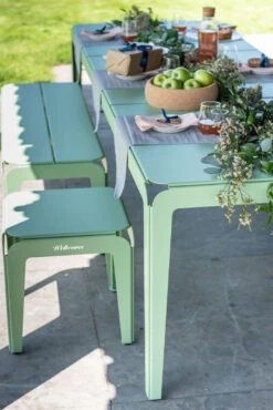Weltevree Tuintafel Stoel 13 Weltevree Tuintafel Stoel -Life Is Better At The Pool Bended tuintafel bank 03 1