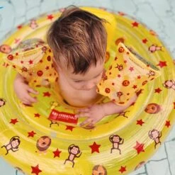 SWIM ESSENTIALS Baby Zwemband Met Zitje 12 SWIM ESSENTIALS Baby Zwemband Met Zitje -Life Is Better At The Pool Circus zwembandjes 03