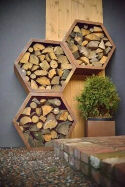 Honni Houtopslag 6 Hoek 11 Honni Houtopslag 6 Hoek -Life Is Better At The Pool Honni houtopslag 6 hoek 10 scaled 1