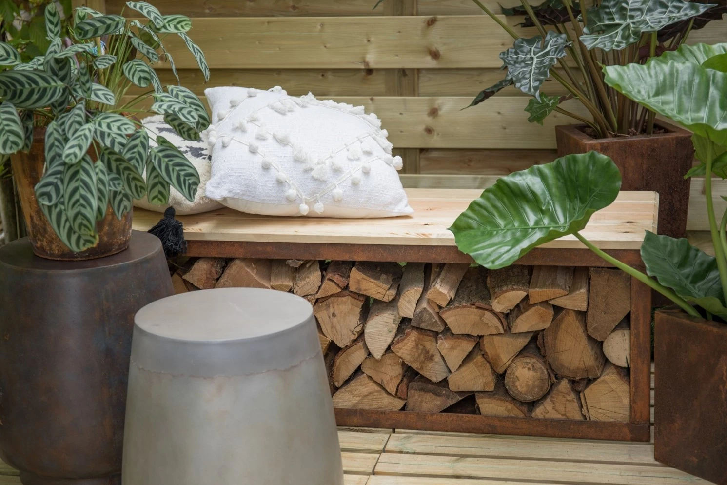 Houtopslag Bank Tyr 2 Houtopslag Bank Tyr - Afbeelding 2