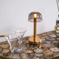 Humble Two Table Light -Life Is Better At The Pool Humble Two gold smoked tafellamp sfeer