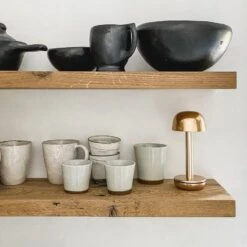 Humble Two Table Light -Life Is Better At The Pool Humble Two gold tafellamp sfeer 02