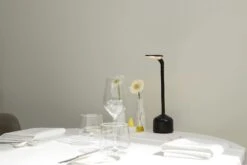 Petit Cru Design Tafellamp Imagilights -Life Is Better At The Pool Imagilights petit cru tafellamp black 02