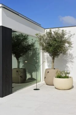 Mirai Tree Sfeerlamp 23 Mirai Tree Sfeerlamp -Life Is Better At The Pool Mirai Tree sfeerlamp terras