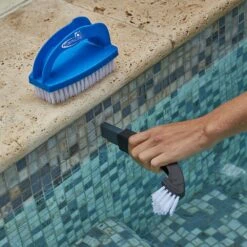 Multifunctionele Borstel Met Handvat 7 Multifunctionele Borstel Met Handvat -Life Is Better At The Pool Multifunctionele handborstel Kerlis 04