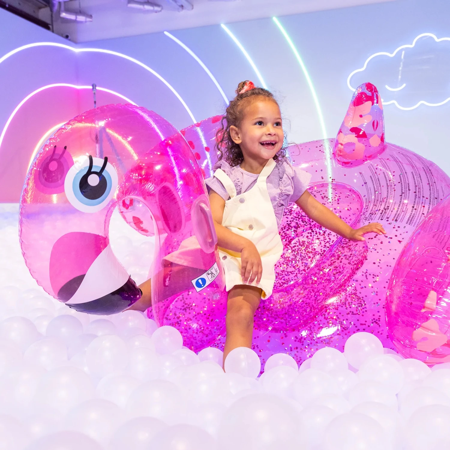 SWIM ESSENTIALS Opblaasbare Luxe Flamingo 7 SWIM ESSENTIALS Opblaasbare Luxe Flamingo - Afbeelding 7