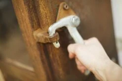 Piquia Tuin Kachel Met 4 Poten 13 Piquia Tuin Kachel Met 4 Poten -Life Is Better At The Pool Piquia detail 03