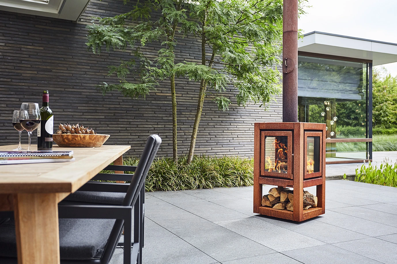 Quaruba Buitenhaard Met Wielen 5 Quaruba Buitenhaard Met Wielen - Afbeelding 5