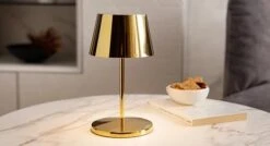 Villeroy & Boch Seoul 2.0 Aluminium Tafellamp -Life Is Better At The Pool Seoul 2 aluminium tafellamp gold