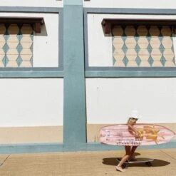 SunnyLife Surfboard Roze 15 SunnyLife Surfboard Roze -Life Is Better At The Pool Surfboard roze 08