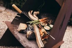 Tria Tuinvuur 16 Tria Tuinvuur -Life Is Better At The Pool Tria tuinvuur BBQ