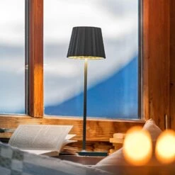 Troll 2.0 Tafellamp 21 Troll 2.0 Tafellamp -Life Is Better At The Pool Troll 2 tafellamp antraciet