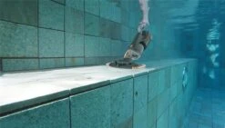 Vektro Junior Elektrische Jacuzzi En Zwembadstofzuiger -Life Is Better At The Pool Vektro junior stofzuiger 04