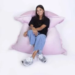 Velvet Zitzak 16 Velvet Zitzak -Life Is Better At The Pool Velvet zitzak roze scaled 1