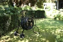 EPDM Rubber Tuinslang 9 EPDM Rubber Tuinslang -Life Is Better At The Pool Waterette EPDM rubber tuinslang zwart