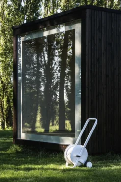 ZEE Tasman 50m 27 ZEE Tasman 50m -Life Is Better At The Pool Zee tasman wit in tuin scaled 1