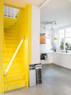 Fatboy Tjoep -Life Is Better At The Pool Zilverblauw scaled scaled 1