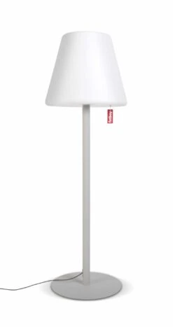 Fatboy Edison The Giant -Life Is Better At The Pool fatboy edison the giant light grey scaled scaled 1